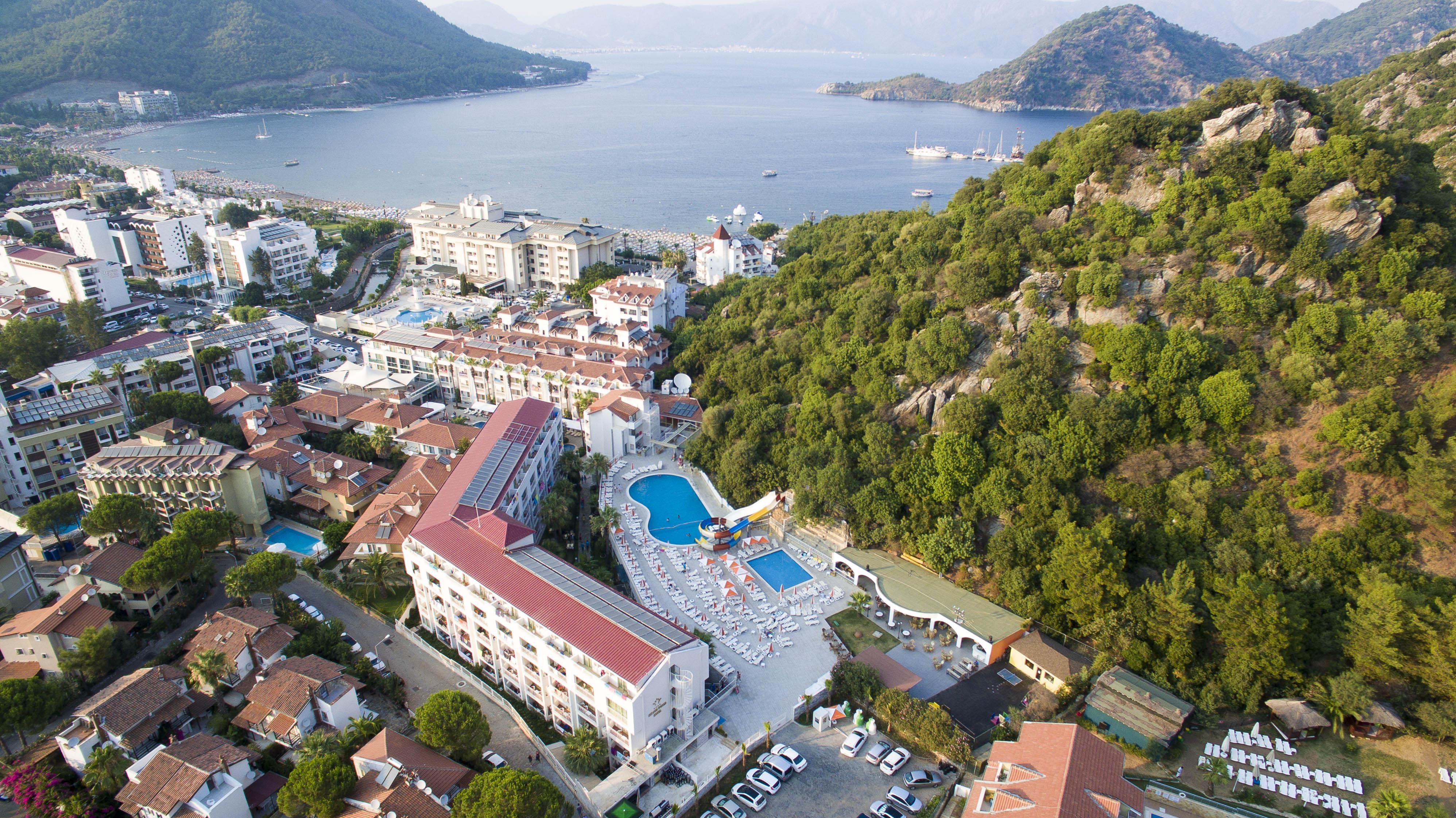 Mirage World Hotel İçmeler Ngoại thất bức ảnh